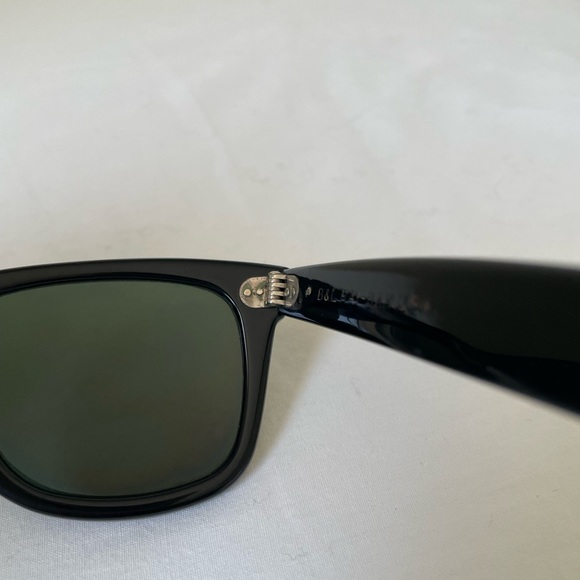 Vintage B&L Ray-Ban Wayfarer ll sunglasses - Picture 8 of 17